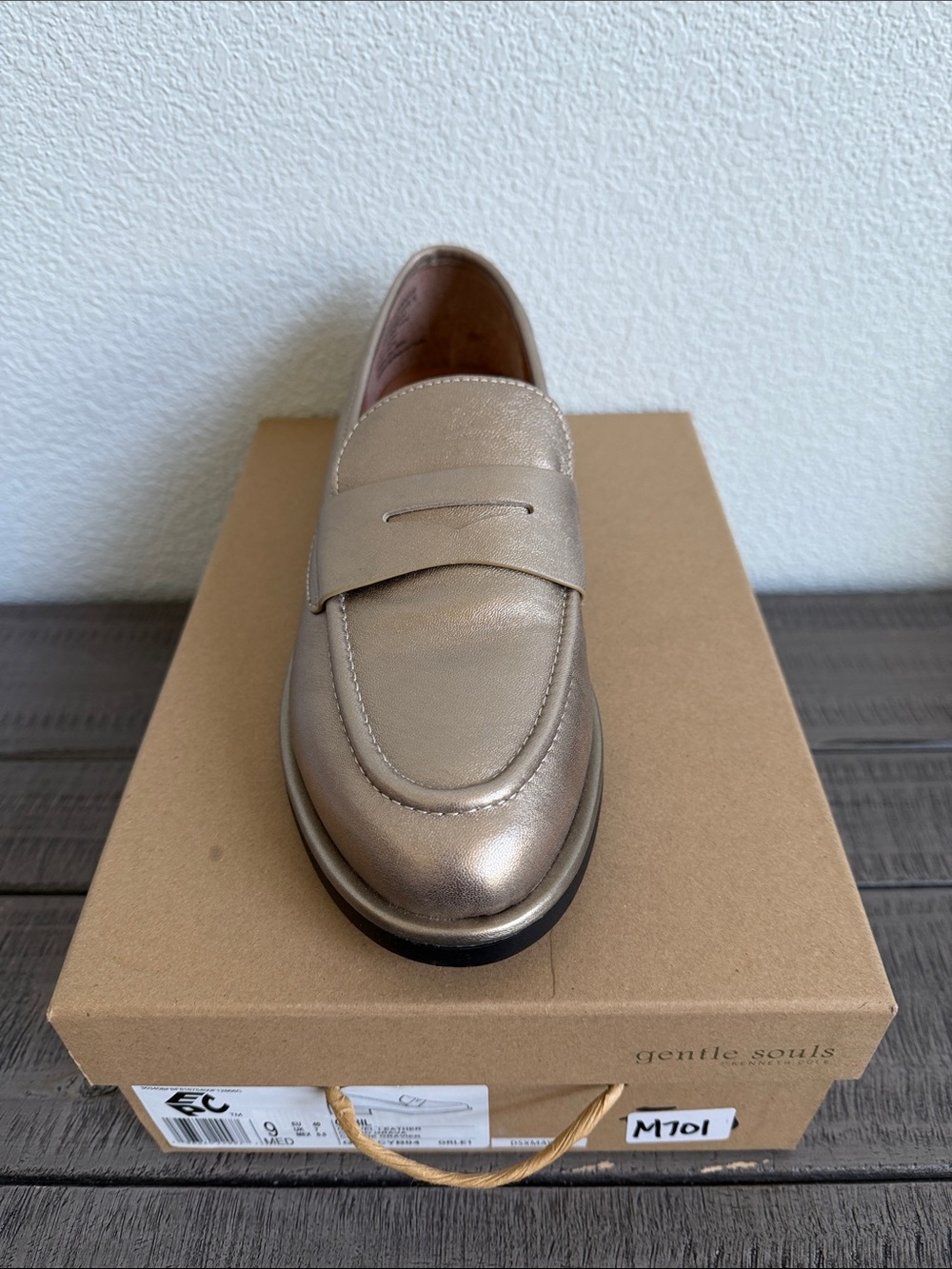 GENTLE SOULS Kenneth Cole - Cybil Leather Loafer NIB